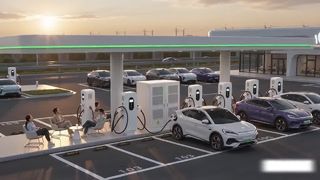 1 km pro Sekunde Aufladen: Strom für jede Autobahnfahrt, Städtefahrt und Flottenmission