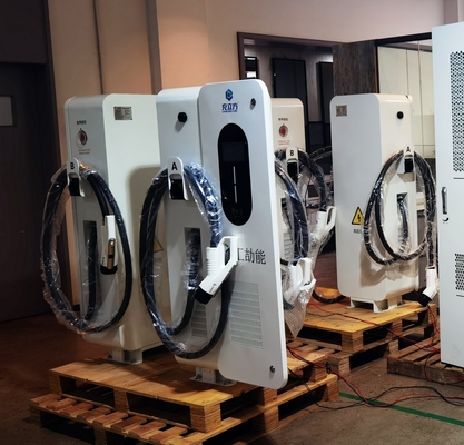 Ein guter Preis. 120kw Dual Gun Elektroauto-Ladegerät Fußboden Schnellladegerät angepasst Online