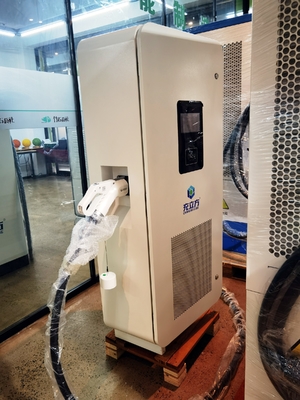 CCS1 240kW Doppelkanone Gleichspannungsladestation für Elektrofahrzeuge
