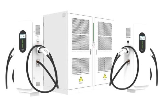 Gewerbliche EV-Ladegeräte Fußboden-Ladestation Elektrische Freiluft-DC 600KW-Gruppenladestation
